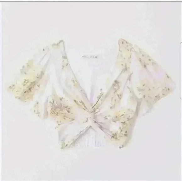 NWT Yellow & White Floral Knot-Front Flutter Sleeve Top Size M - Picture 2 of 8